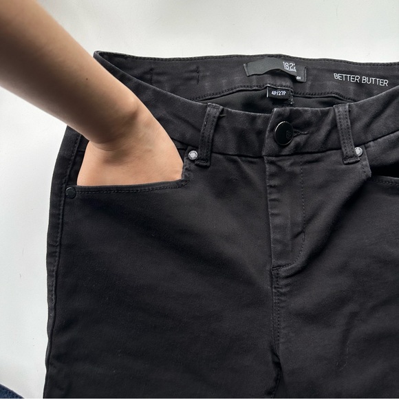 NWOT 1822 Denim Better Butter Black Straight Leg Jeans - Picture 5 of 11